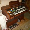 Orga tip pianina electrica vintage GEM H 3000