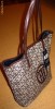Geanta TOMMY HILFIGER, ORIGINALA!, tonuri de maron, inchidere cu capsa magnetica