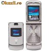 Motorola V3silver folosit stare buna,are urme de folosinta functional orice retea, incarcator!!Pret:100ron