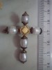 VECHE  CRUCIULITA  AUR 14K , PERLE  BAROC , (   BROSA )