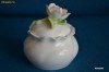 FRUMOASA CASETUTA MICA DIN PORTELAN FIN, FORMANO FINE BONE CHINA