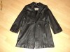 SUPERBA!!!!! TRENCH-HAINA PIELE DAMA ELEGANTA, IMPECABILA PERFORATA CU MODEL DEOSEBIT DE FRUMOASA!!! PRET MINIM LIVRARE GRATUITA