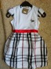 ROCHIE ROCHITA BURBERRY DE LA 0 LA 5 ANI ROZ ROSIE SAU BLEU