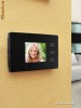 Video-interfon cu ecran color si touchscreen