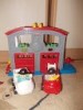 Statia de pompieri Fisher Price