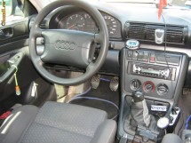 Vand sau Schimb Audi A4 1.6