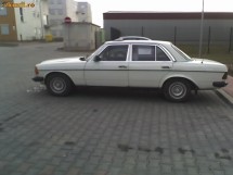mercedes 220 foto