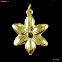 PANDANT PLACAT CU AUR CU PIATRA DE ZIRCONIU NEGRU - FLOARE -