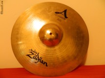 cinel crash ZILDJIAN 18 A-CUSTOM CRASH foto