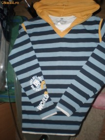Tricou cu gluga, marime M