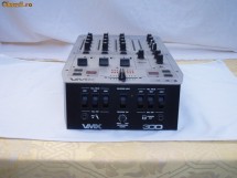 BEHRINGER VMX300