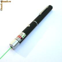 LASER VERDE - 200 MW - BATERII INCLUSE!
