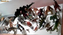 Figurine Dinozauri mari si mici de exceptie foto