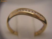 Inel din aur cu 9 diamante naturale 0,10 ct