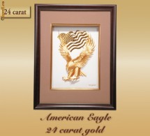 EXTRAORDINAR ! UNICAT IN ROMANIA ! VULTURUL AMERICAN AL LIBERTATII DIN FOITA DE AUR 24K !!!   INSOTIT DE CERTIFICAT DE CALITATE !!! foto