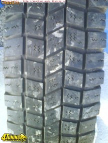 Anvelope 7 50r16c Michelin de iarna foto