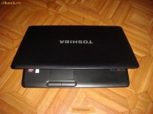 LAPTOP  TOSHIBA