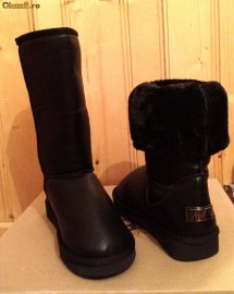 UGG Australia impermeabile