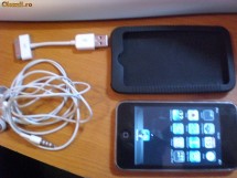 APPLE IPOD TOUCH