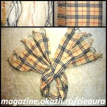 SAL FULAR ESARFA DAMA FEMEI FOARTE LAT LANA SUBTIRE firma BURBERRY foto