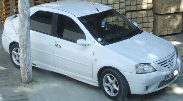 Dacia Logan Laureat 1.6 foto mare