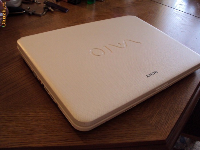 Vand laptop SONY VAIO VGN-NS12M foto mare
