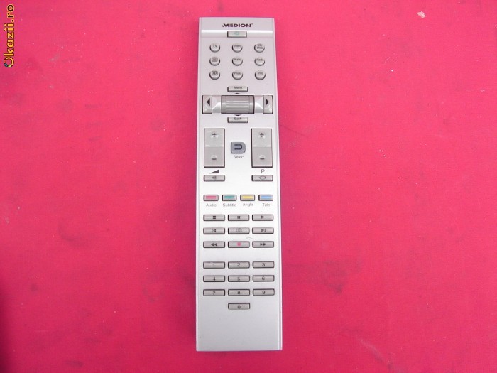 telecomanda audio-video Medion foto mare