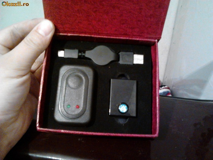 Microfon spion foarte mic foto mare