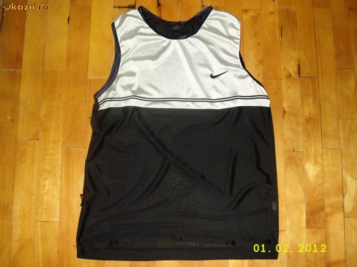 maieu nike,original,NIKE foto mare