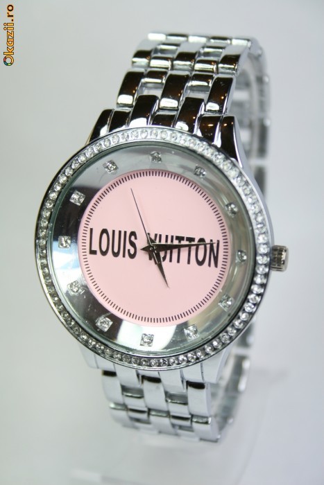 CEASURI LOUIS VUITTON FASHION foto mare