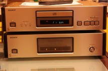 CD Player COMBO Sony CDP-R1 plus Sony DAS-R1