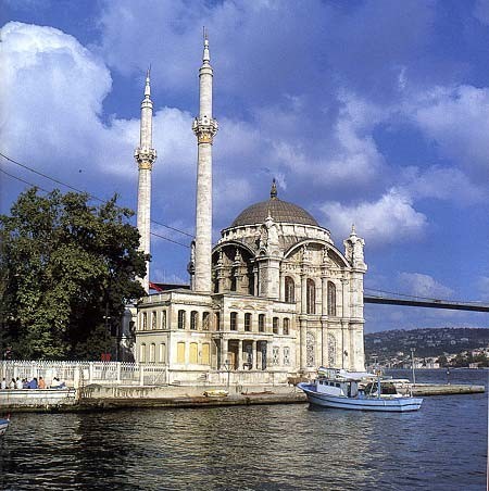 ISTANBUL TOAMNA - LA PORTILE ORIENTULUI foto mare