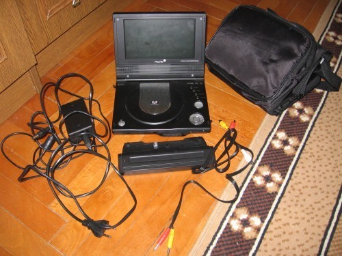 DVD Portabil foto mare
