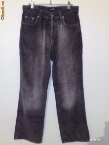 Pantalon raiat barbatesti ARMANI JEANS mar.33/34 foto