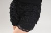 PANTALONI SCURTI NEGRI DIN DANTELA - randuri multiple 8 culoare neagra