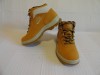 Oferta - Ghete barbati Nike Ghetute baieti de iarna Nike Model nou Barbatesti Produs nou Bocanci culoare maro mustar Made in Vietnam Model Nou 2013