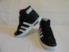 Oferta - Ghete barbatesti dama Adidas Ghetute baieti de iarna Adidas Model Nou 2013 unisex Produs nou Adidasi negri cu dungi albe Made in Vietnam