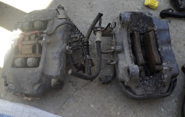 Vand etrier BREMBO spate, stanga-dreapta pentru Vw Touareg, ani 2003-2010 si Audi Q7, an 2007-2009, cod 1k0906283 foto mare Vand etrier BREMBO spate, stanga-dreapta pentru Vw Touareg, ani 2003-2010 si Audi Q7, an 2007-2009, cod 1k0906283 foto mare