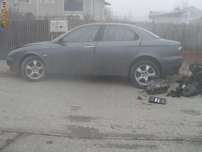 Dezmembrez Alfa Romeo 156 1.8 din 1999.Stare buna!! foto mare Dezmembrez Alfa Romeo 156 1.8 din 1999.Stare buna!! foto mare