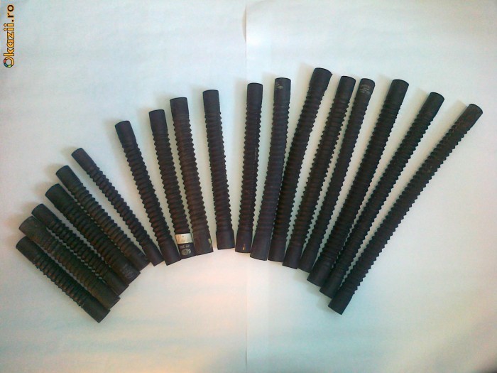 Furtun universal de apa ( radiator, antigel) - pentru masini foto mare Furtun universal de apa ( radiator, antigel) - pentru masini foto mare