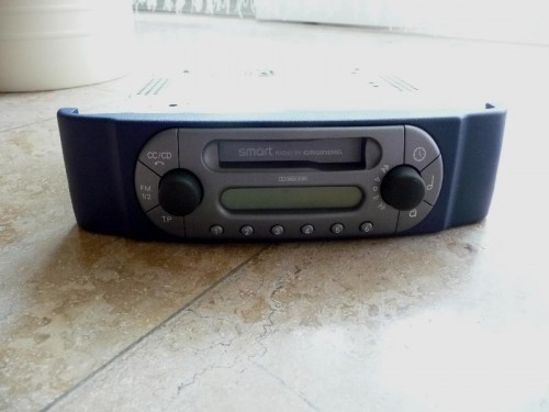 Radio casetofon Grundig pentru SMART foto mare Radio casetofon Grundig pentru SMART foto mare