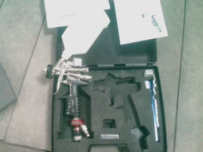 PISTOL DE VOPSIT ANI H2 CLICK DE ULTIMA GENERATIE foto mare PISTOL DE VOPSIT ANI H2 CLICK DE ULTIMA GENERATIE foto mare