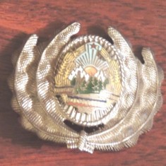embleme moncler de vanzare embleme moncler de vanzare